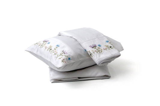 JOGO DE LENÇOL BERÇO 300 FIOS - BORDADO JARDIM