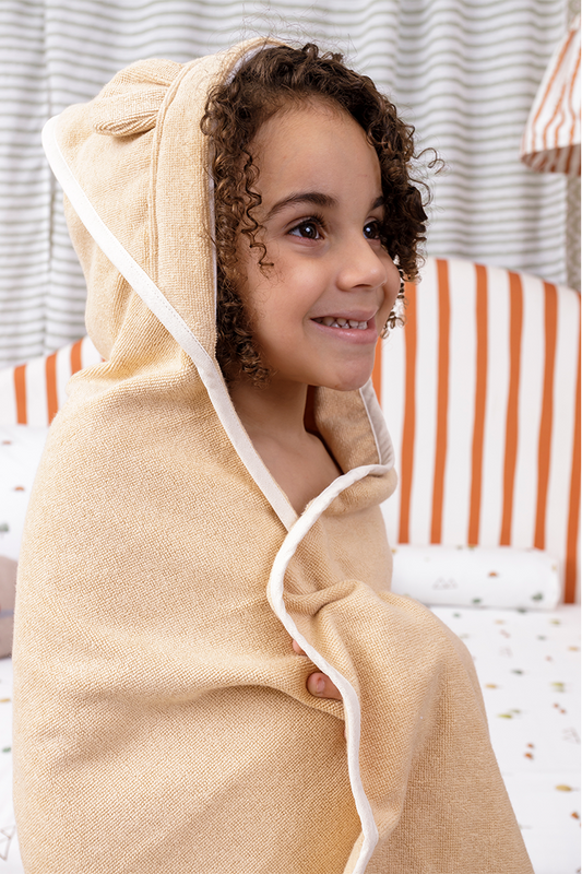 TOALHA DE BANHO COM CAPUZ ORELHA DE URSO - FOLHAS