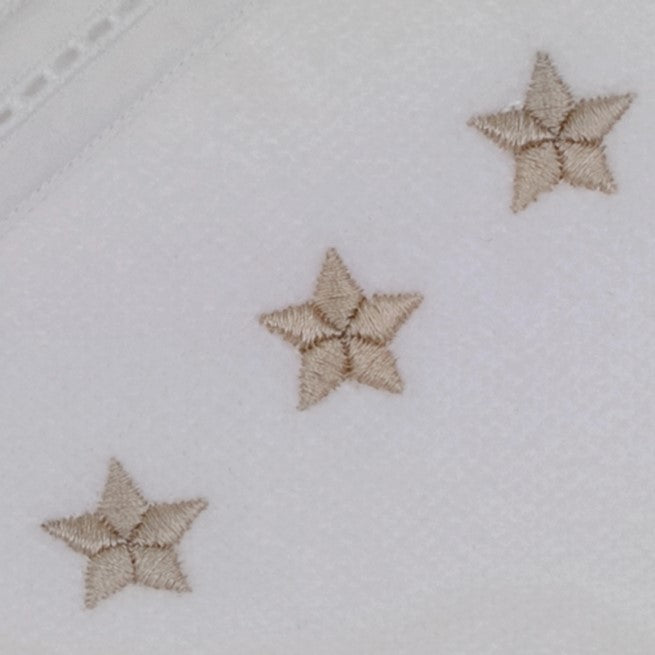 ROUPÃO FELPA BRANCA C/ CAPUZ - STAR BORDADA
