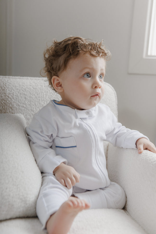 Pijama Macacão Baby Branco Cordonê Azul | Nina Materna by Fio a Fio