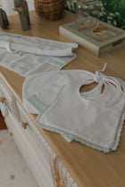 Kit 3 Babadores Bordado