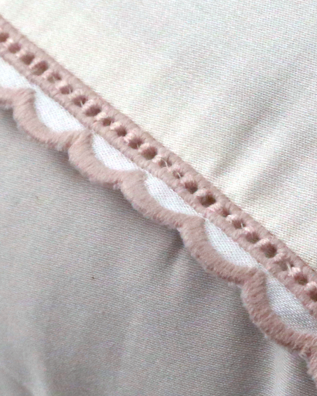 KIT FRALDA BOCA E OMBRO  – BORDADO