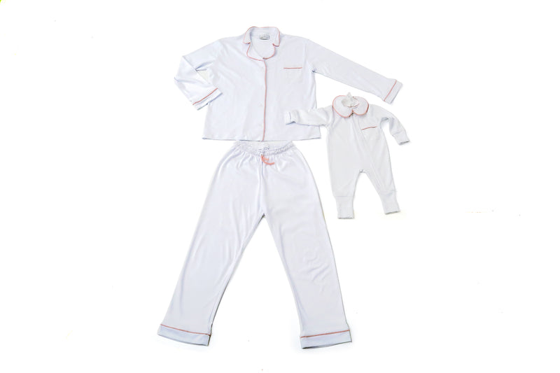 Kit Pijama Mamãe & Bebê Branco Cordonê Rosa | Nina Materna by Fio a Fio