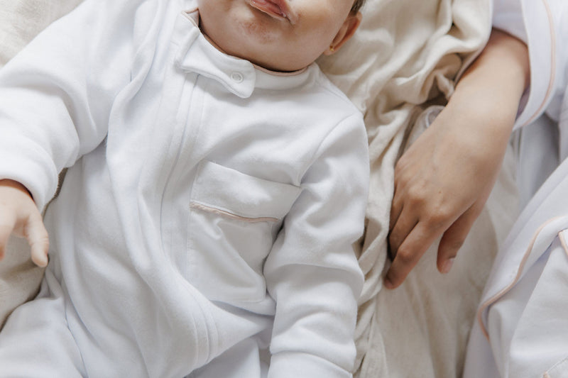 Pijama Mamãe Branco Cordonê Rosa | Nina Materna by Fio a Fio