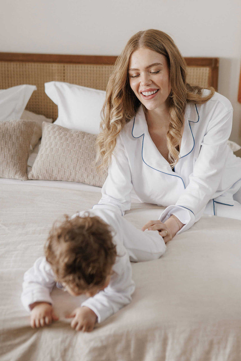 Pijama Mamãe Branco Cordonê Azul | Nina Materna by Fio a Fio