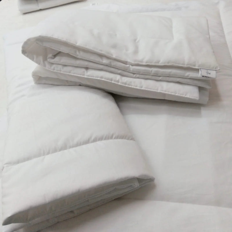 Kit Capa e Recheio Duvet Berço Folhas Bordado Basset 0,90 x 1,35
